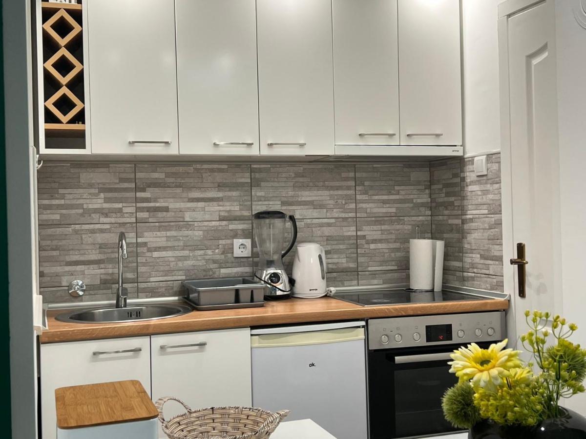 Prestige Apartment Novi Sad Buitenkant foto